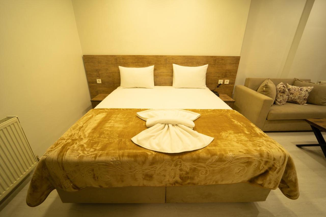 Zin Hotel Istanboel Buitenkant foto